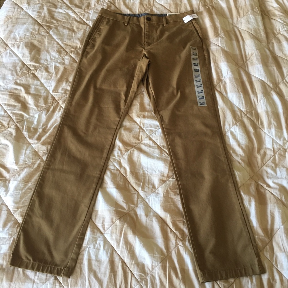 Old Navy Ultimate Slim Built-in Flex Flat Front Chinos Pants 34 X 34